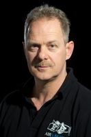 id. Szabó László